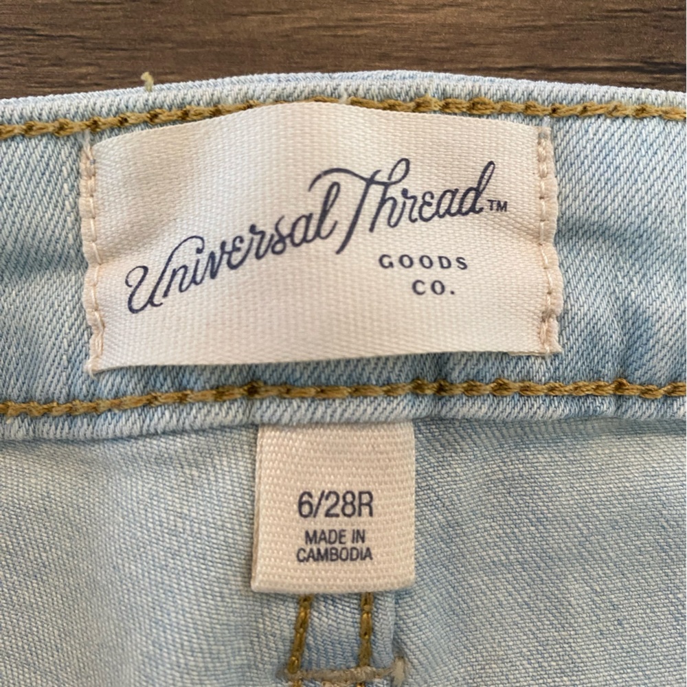 Universal Thread Goods Co. - Picture 16 of 16